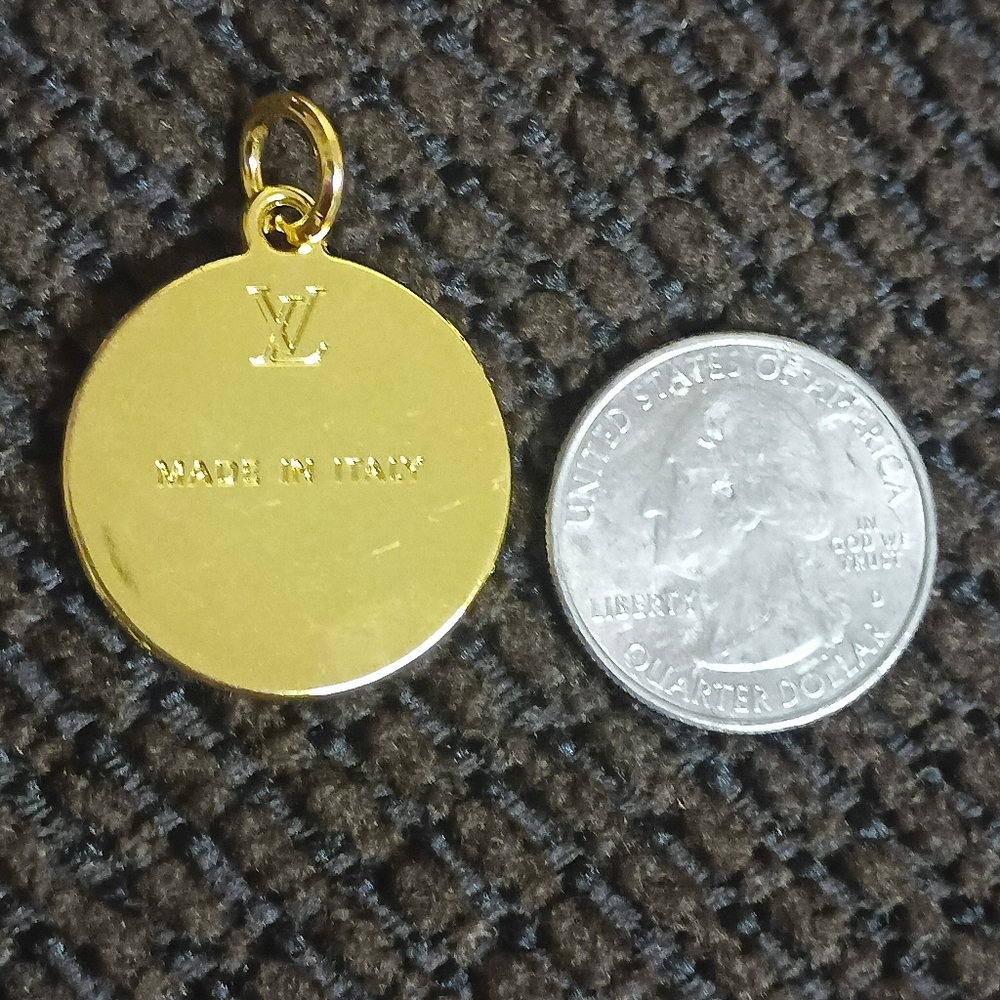 Louis Vuitton Zipper Charm - Picture 13 of 15